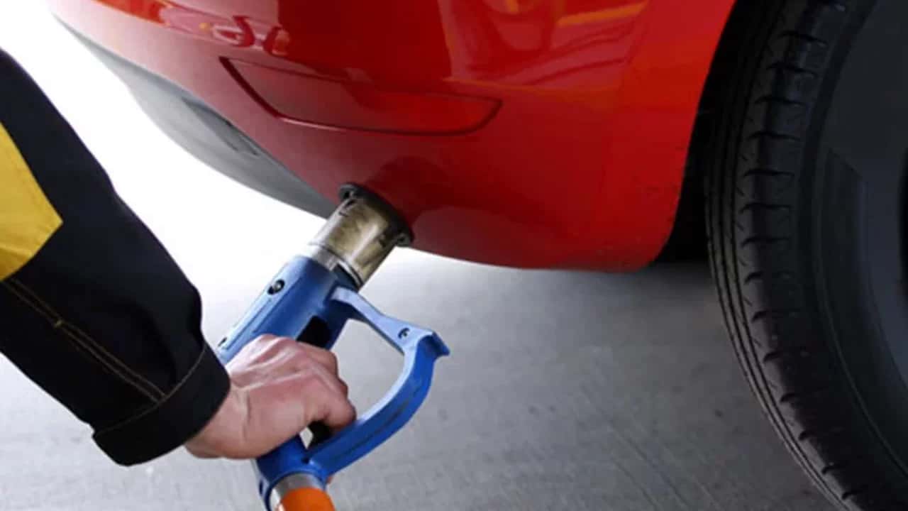 LPG’ye Beklenen Zam Geldi: Gece Yarısı Tabelalar Değişti