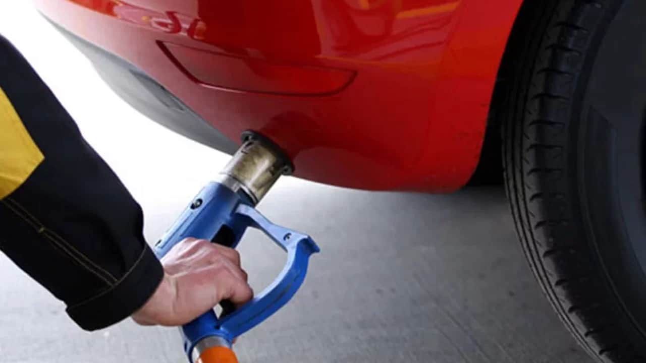 LPG’ye Beklenen Zam Geldi: Gece Yarısı Tabelalar Değişti