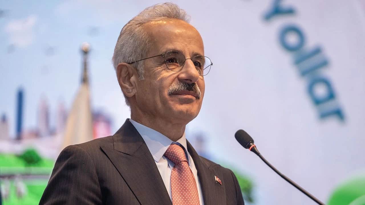 Bakan Abdulkadir Uraloğlu: Erişim Engellerinde İlk Sırada Kumar Var