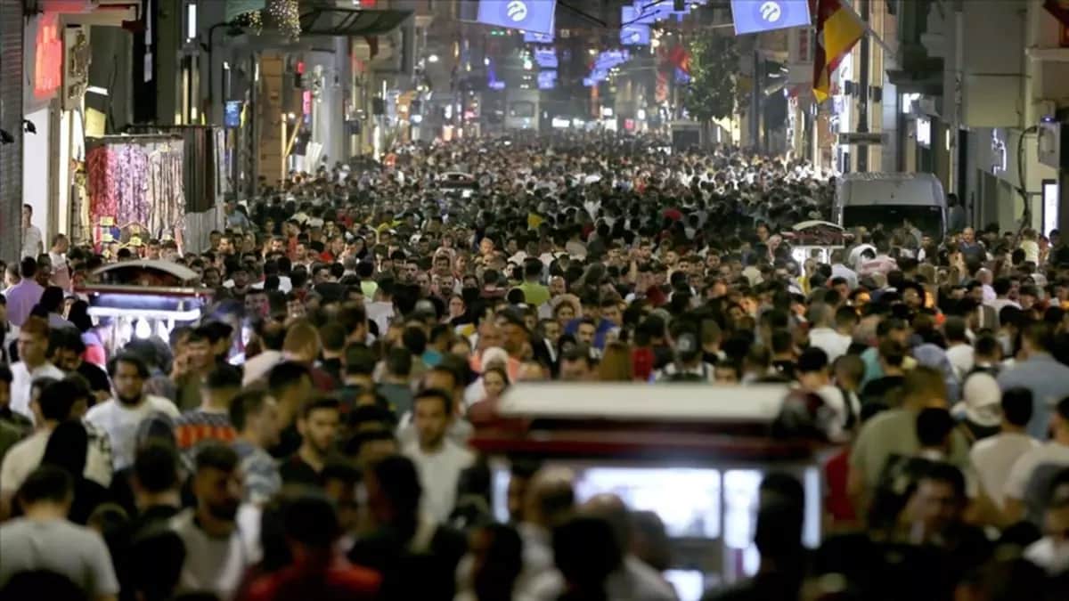 Yalnız Yaşamak Neden Daha Pahalı Hale Geldi?