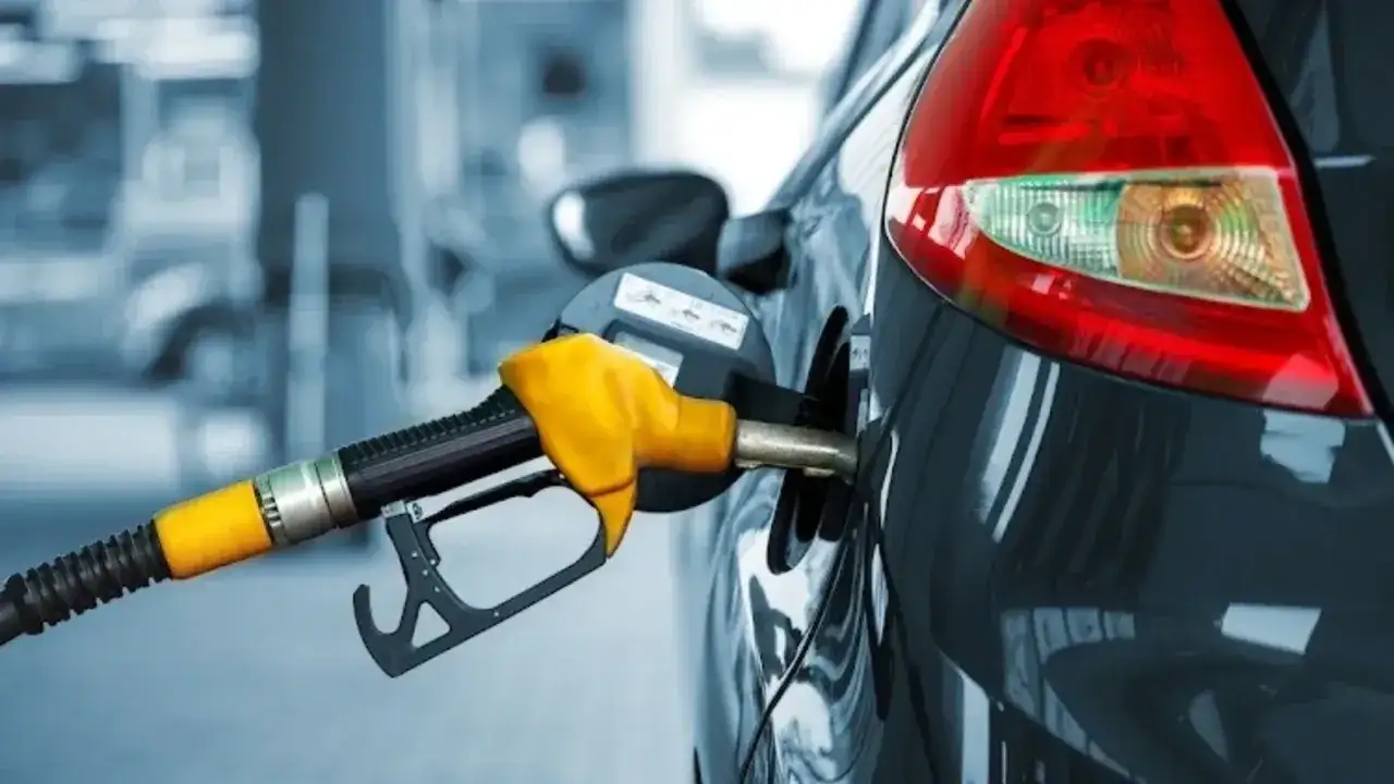 Akaryakıta Zam Geldi: Motorin Fiyatları Yükseldi